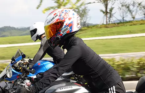 OHMIEX เปิดตัวหูฟังบลูทูธอัจฉริยะ D9 หมวกกันน็อคอัจฉริยะ ก้าวสู่ยุคใหม่ของการสื่อสารสำหรับการปั่นจักรยานที่คุ้มค่าด้วยการกำหนดค่าระดับมืออาชีพ