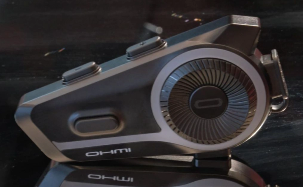 หูฟังบลูทูธสำหรับหมวกกันน็อค